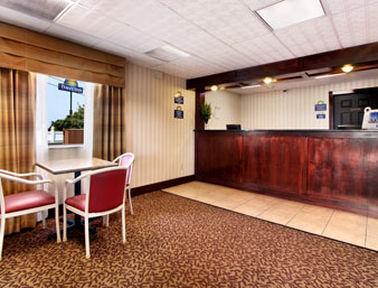 Days Inn By Wyndham Grantville Intérieur photo