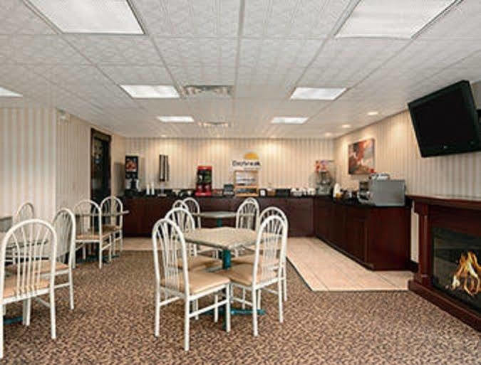 Days Inn By Wyndham Grantville Extérieur photo